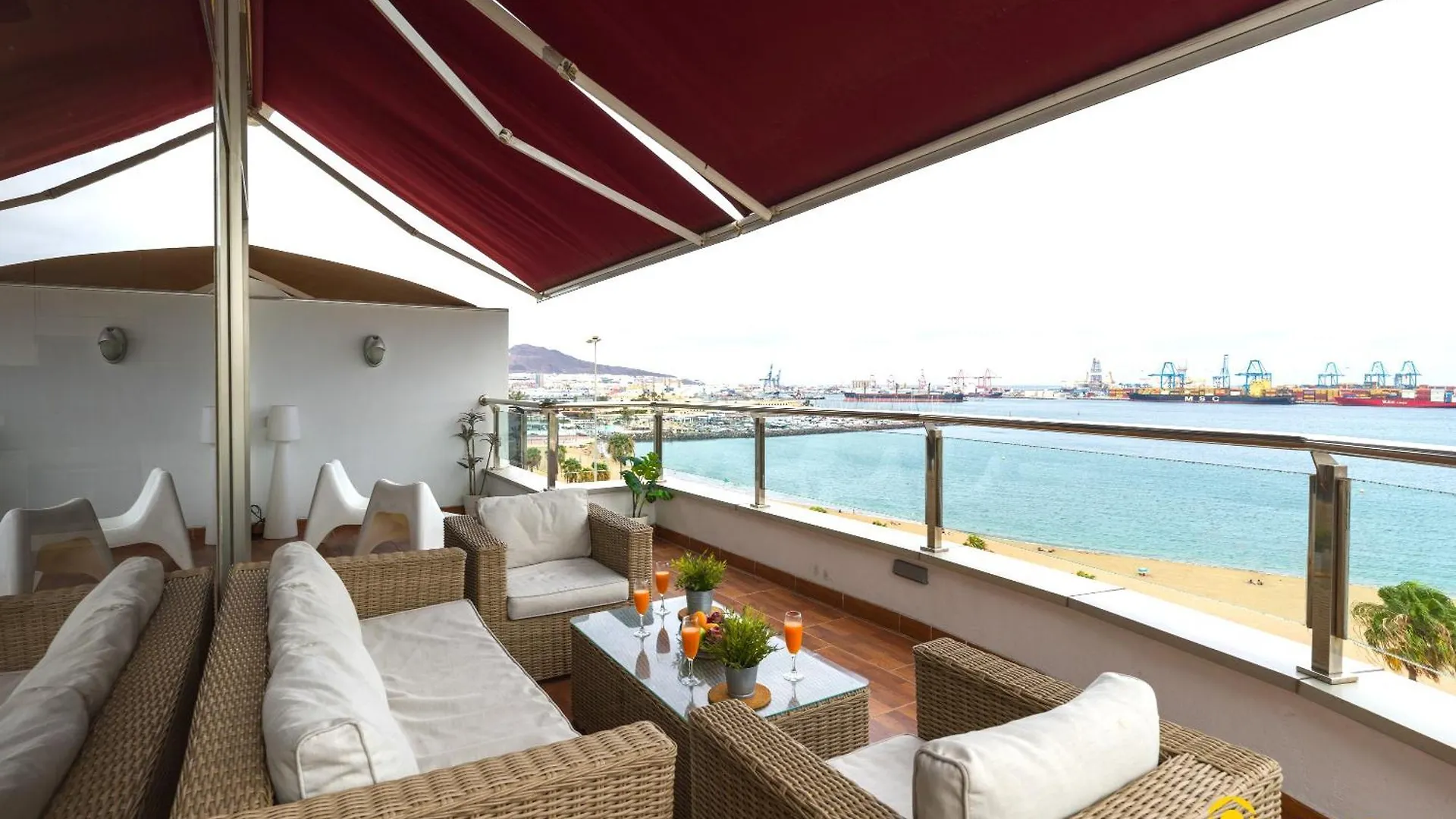 Apartamento Living Las Canteras - PENTHOUSE ALCARAVANERAS BEACH&FREE PARKING Las Palmas de Gran Canaria